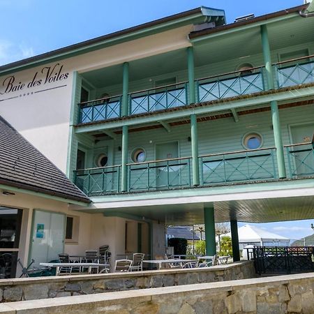 Logement atypique avec vue unique panoramique sur le lac d’Annecy, dans une résidence avec plage et ponton privée sur la commune de Duingt  Exterior foto